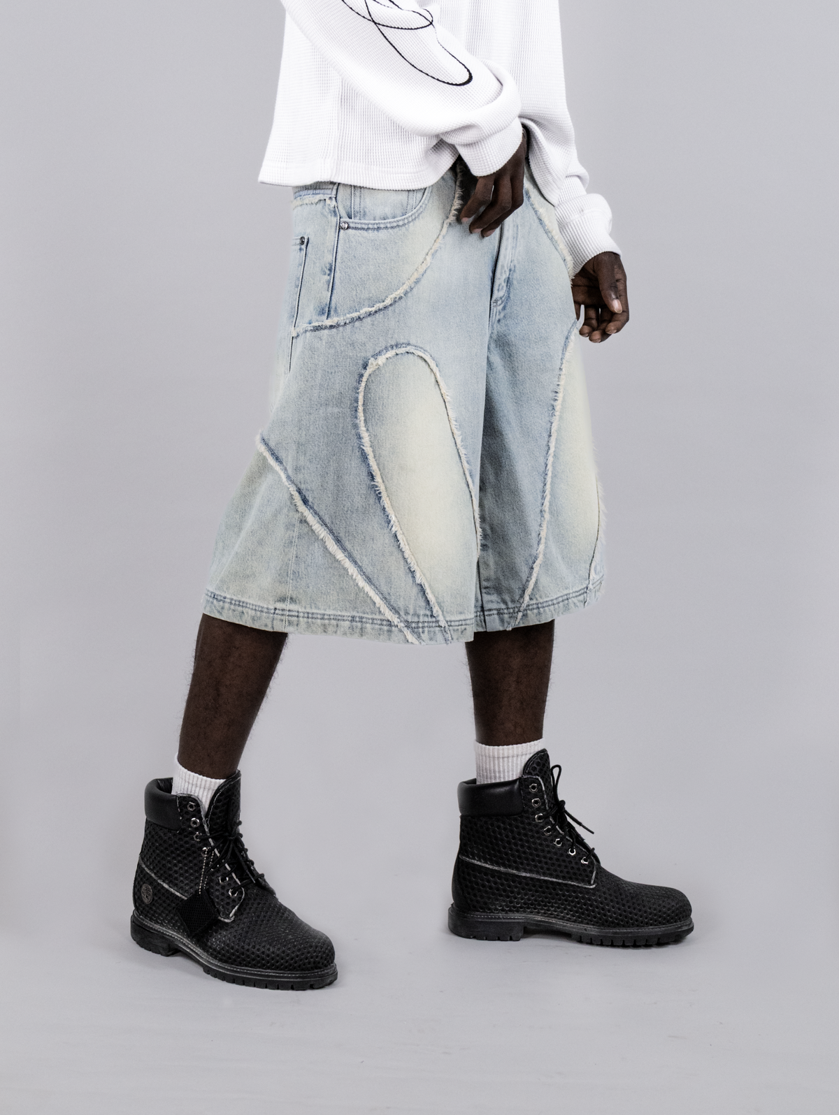 Arnmor Blue Jorts