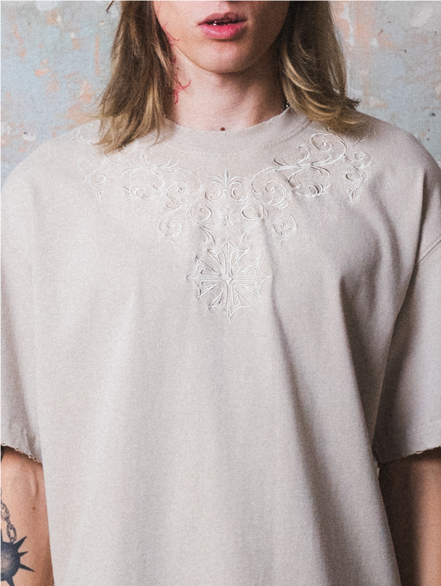 Holy T-shirt