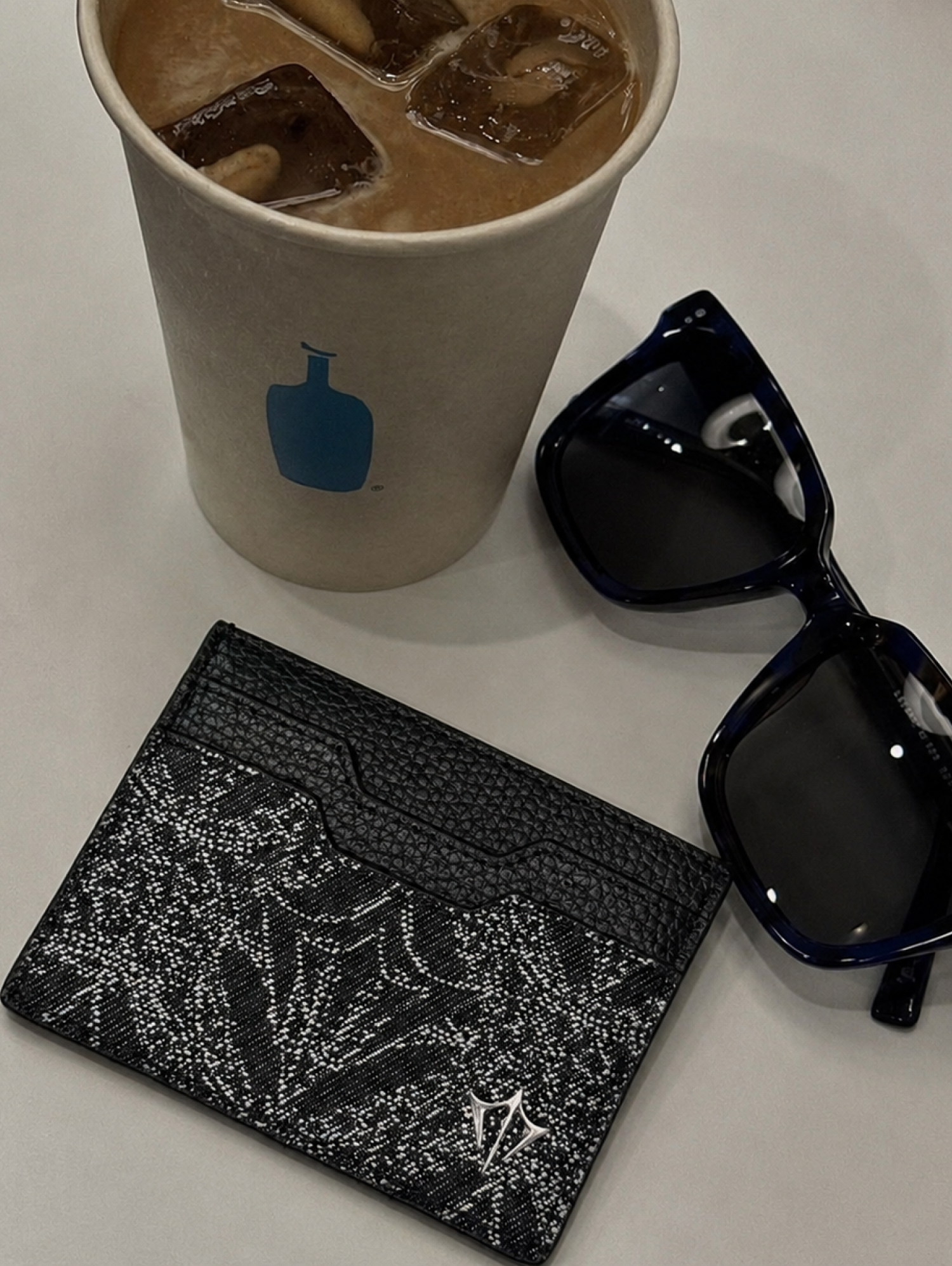 MATCHING CARDHOLDER