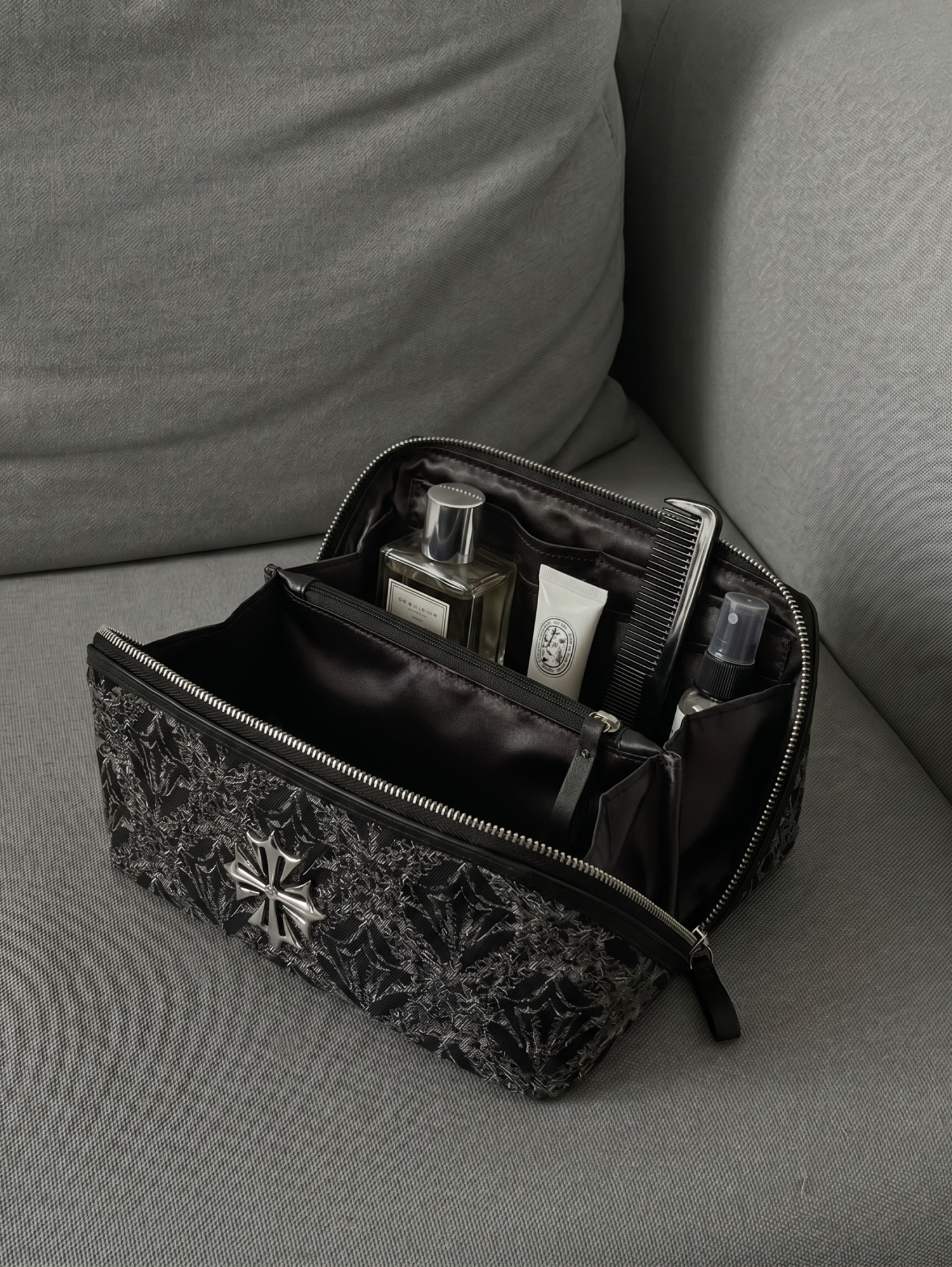 Relic Toilet Bag